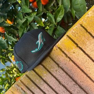 MIAMI DOLPHINS SNAPBACK HAT